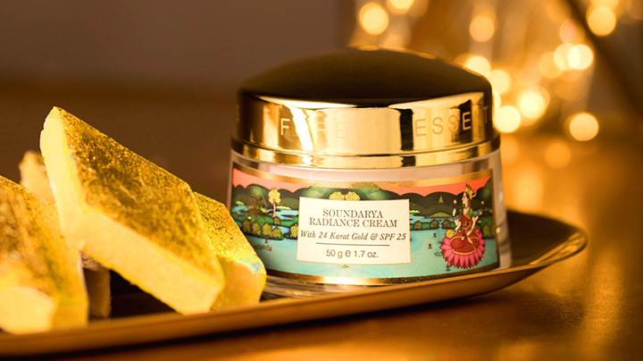 Soundarya Radiance Cream