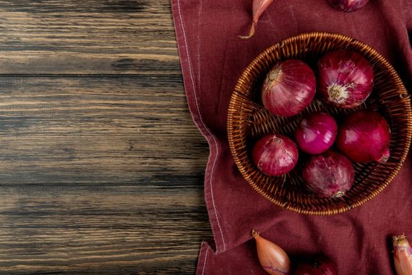 A Brief Guide on Onion Oil for Hair and It’s Benefits